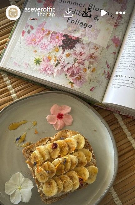 Meghan Markle's weekend brunch looks so stylish