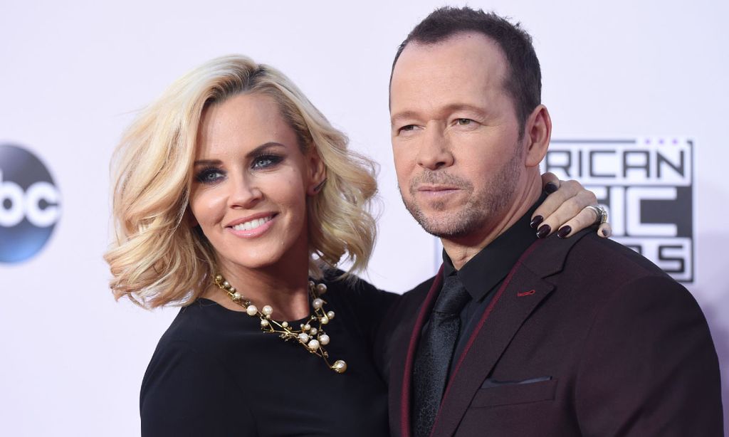 Donnie Wahlberg wife Jenny McCarthy red carpet