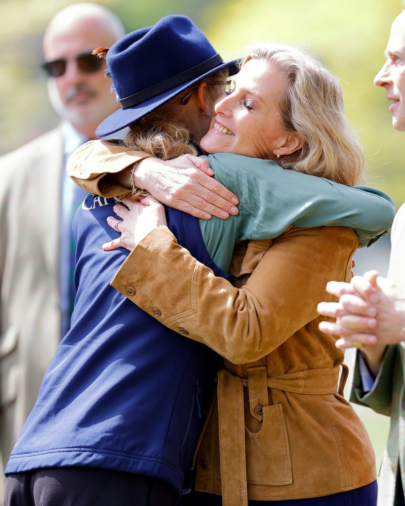 Lady Louise Windsor embraced her mother Sophie