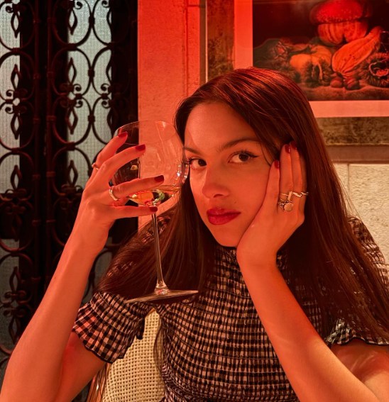 The 21-year-old singer wore a bohemian stone on her wedding ring finger