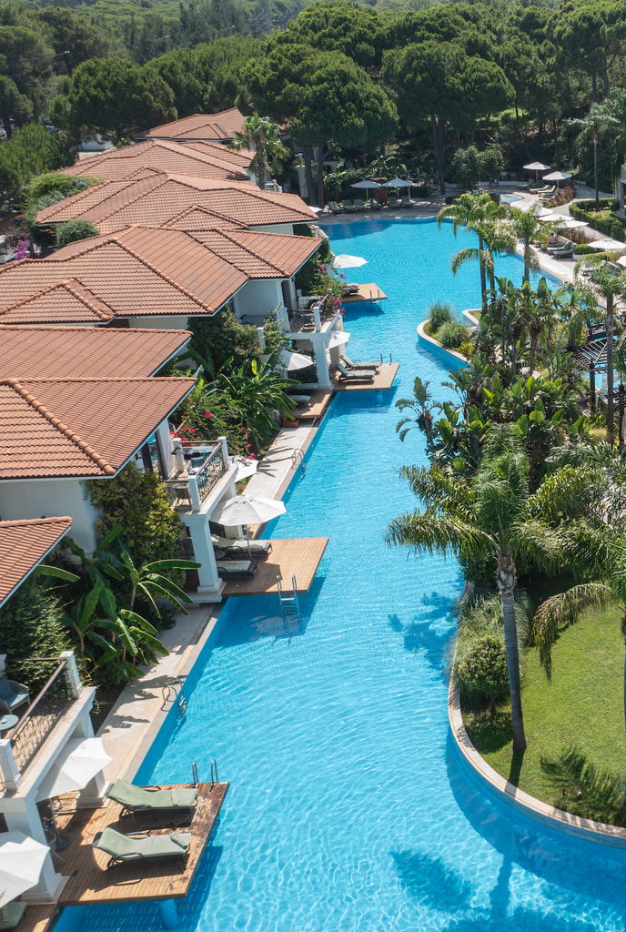 poolside hotel rooms in turkey