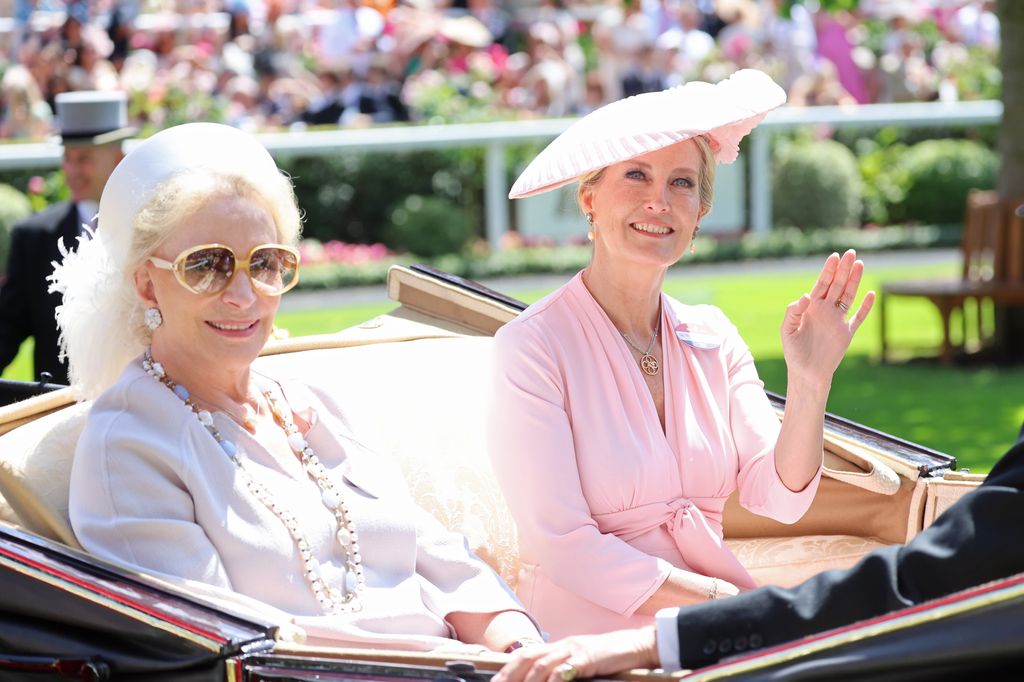 The Duchess od Edinburgh waving alongside Princess Michael of Kent on day four of Royal Ascot