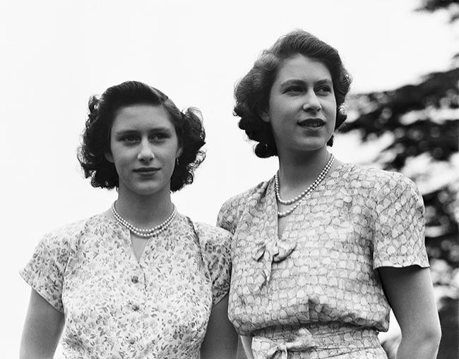 Princess Margaret and the Queen in 1946