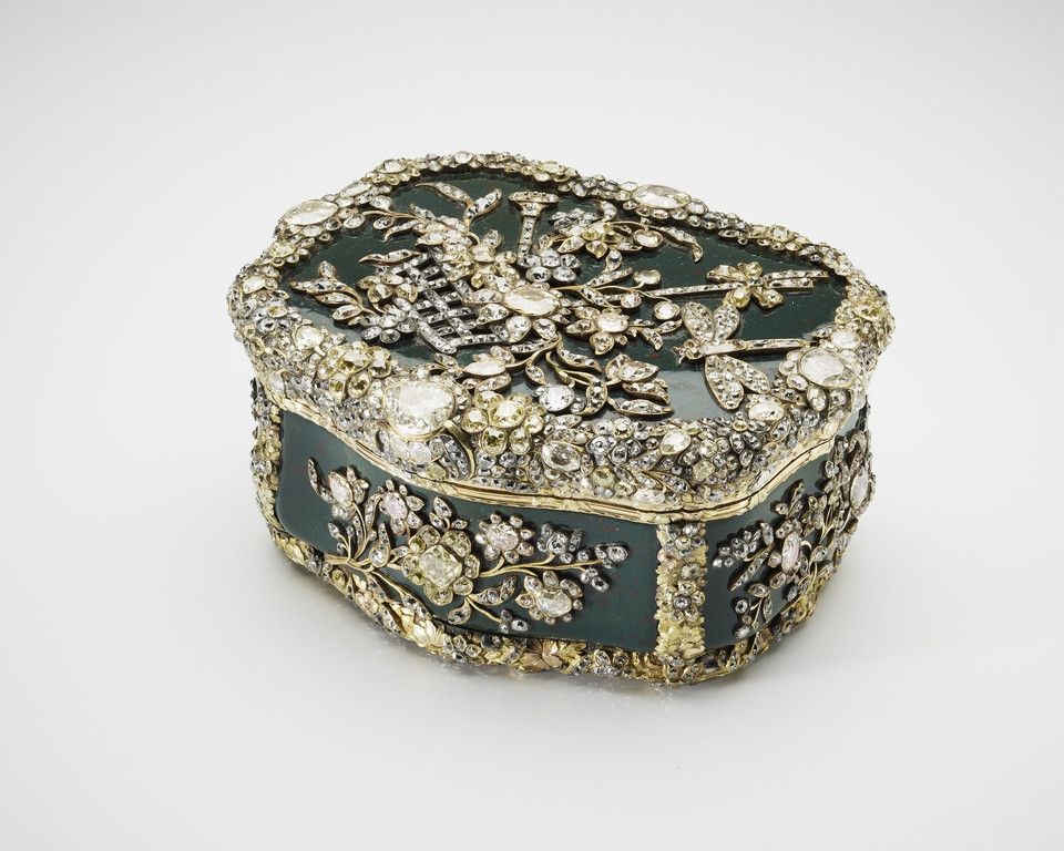 The second Snuffbox 'Fabrique Royale'