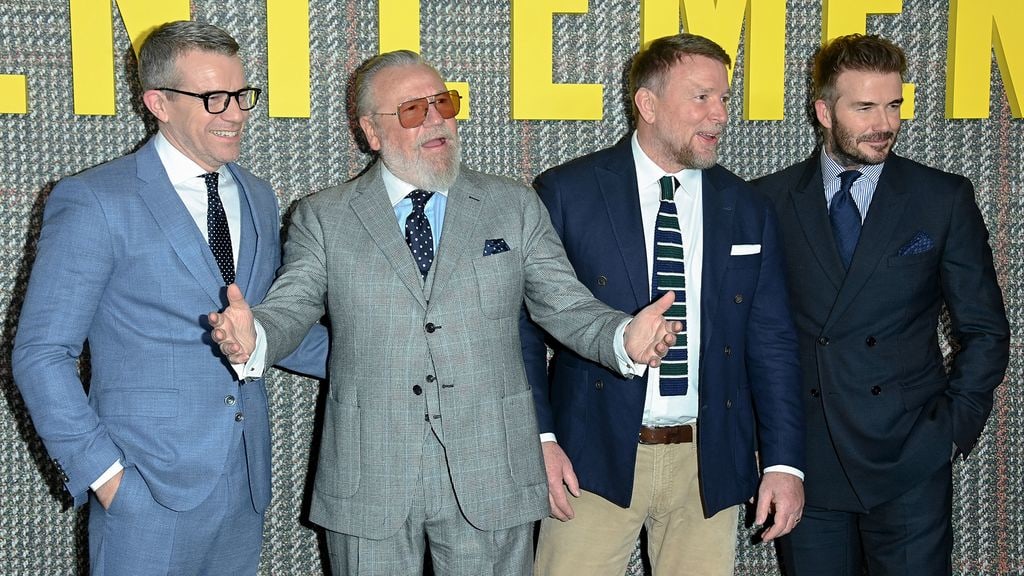 Max Beesley with Ray Winstone, Guy Ritchie and David Beckham at The Gentlemen premiere 