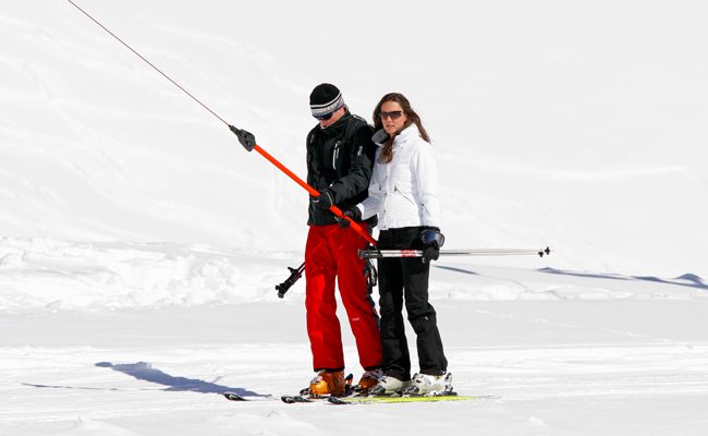 Prince William and Kate Middleton on a ski life
