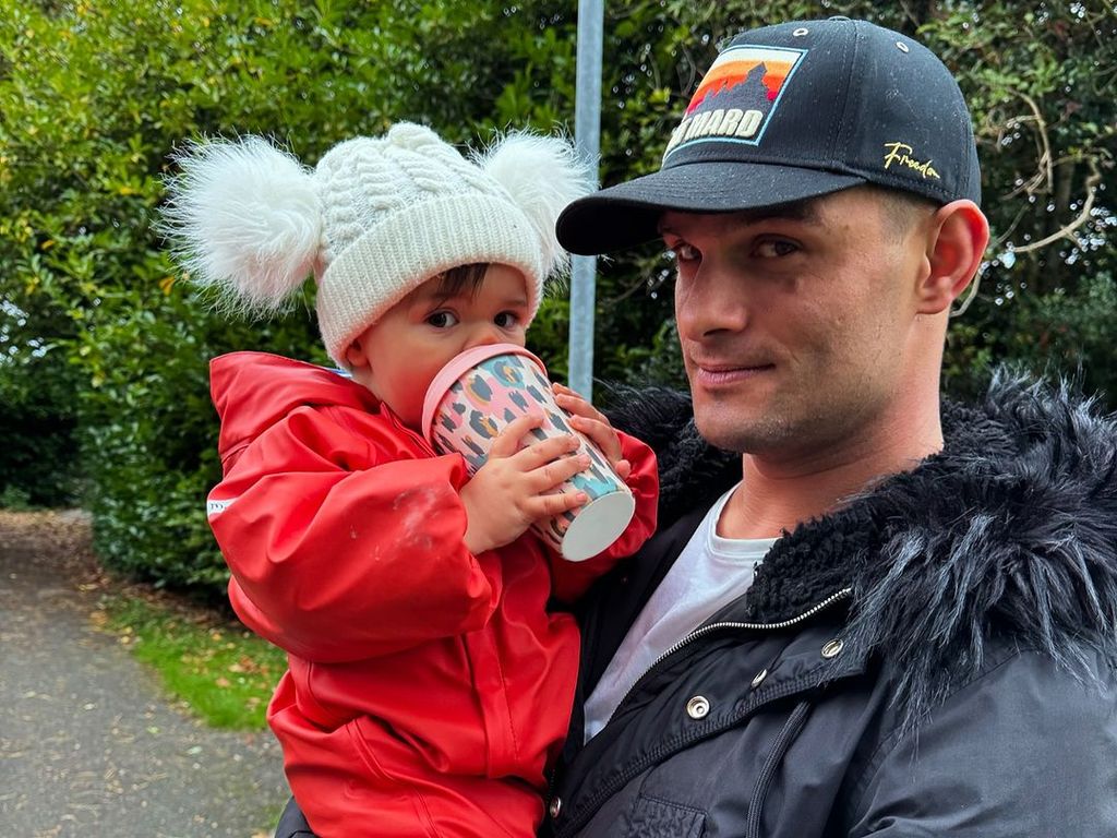 Aljaz was able to take just 24 hours out of his Strictly training schedule to spend time with Lyra