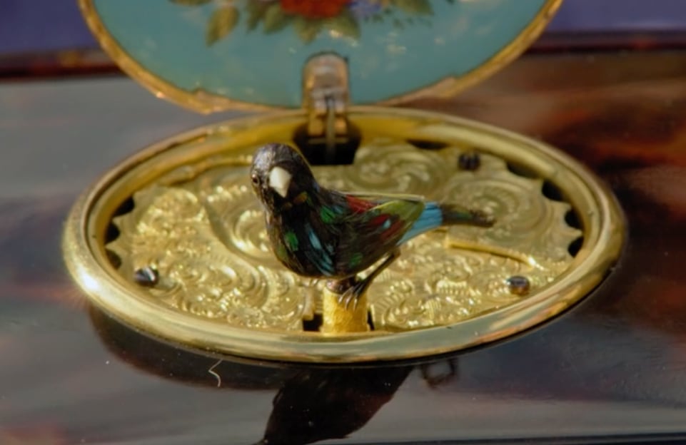 The little bird was in perfect condition on the Antiques Roadshow