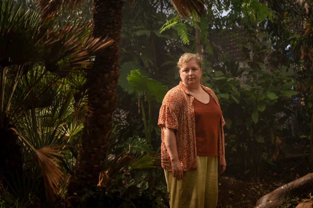 Who stars in Nine Bodies in a Mexican Morgue?