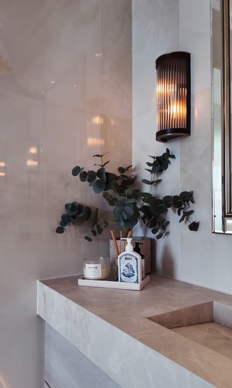 Mark Wright and Michelle Keegan's hotel-worthy bathroom