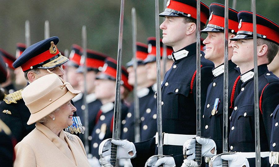 Prince Harry 14 army queen 