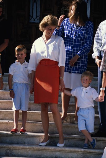 princess diana in spain on holiday
