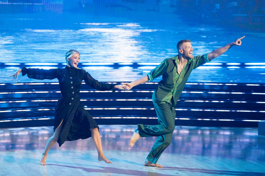 Scott Hoying and Rylee Arnold perform during Wicked Night on DWTS