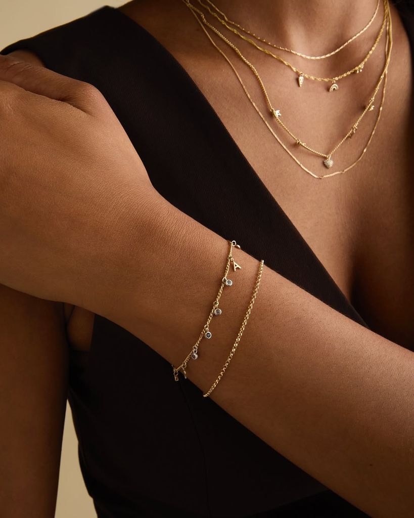 Astrid & Miyu wedled gold bracelets