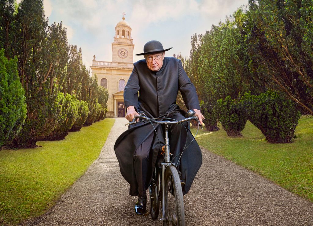 Father Brown (MARK WILLIAMS)