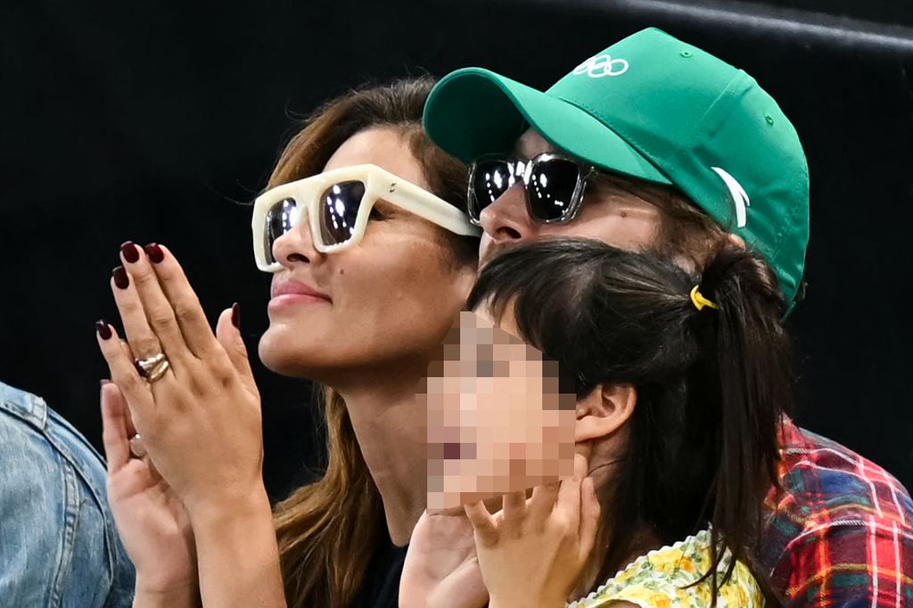 Eva Mendes and Ryan Gosling attend the artistic gymnastics women's uneven bars final during the Paris 2024 Olympic Games at the Bercy Arena in Paris, on August 4, 2024