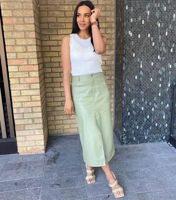 rochelle humes green skirt