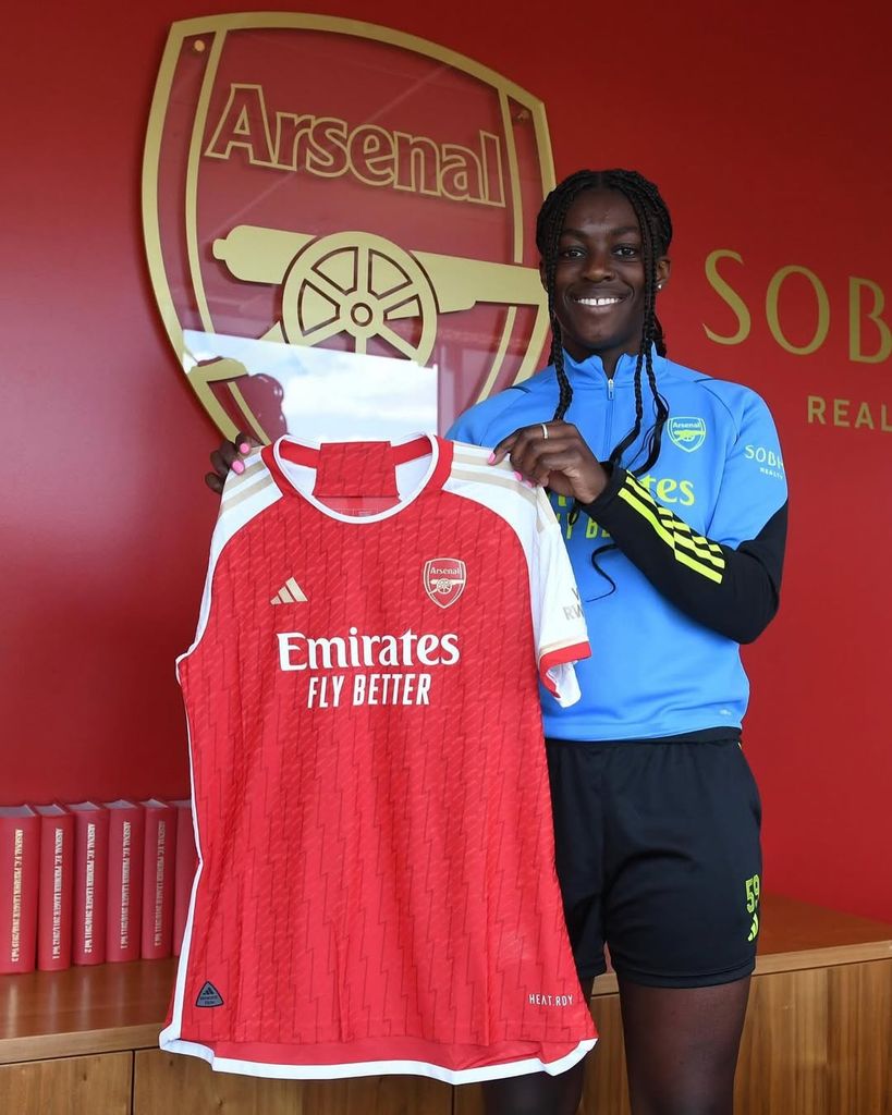 La vie privée de l'Angleterre de la lionne de Michelle Agyemang loin des projecteurs 4 Michelle a fait ses débuts à Arsenal senior à l'âge de 16 ans