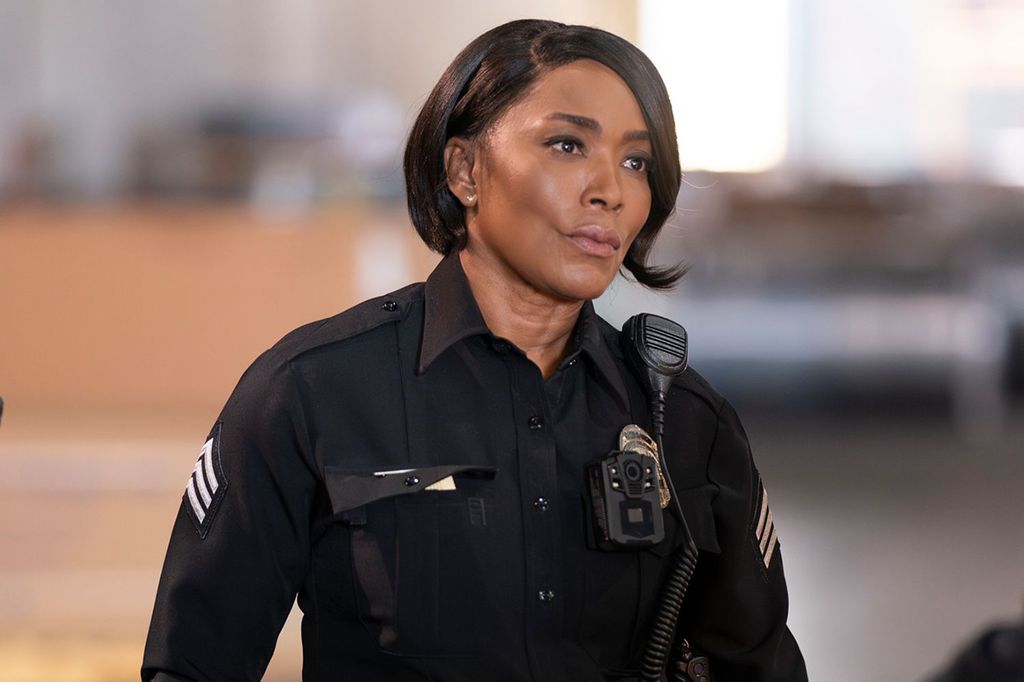 Angela Bassett comme Athena Grant-Nash en 911