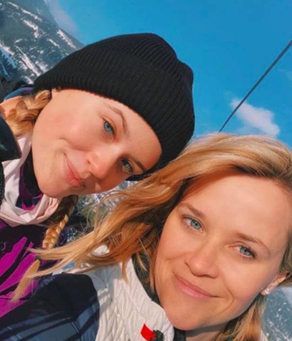reese witherspoon daughter ava skiing