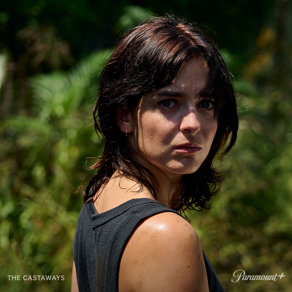 Celine Buckens as Erin Holme in The Castaways