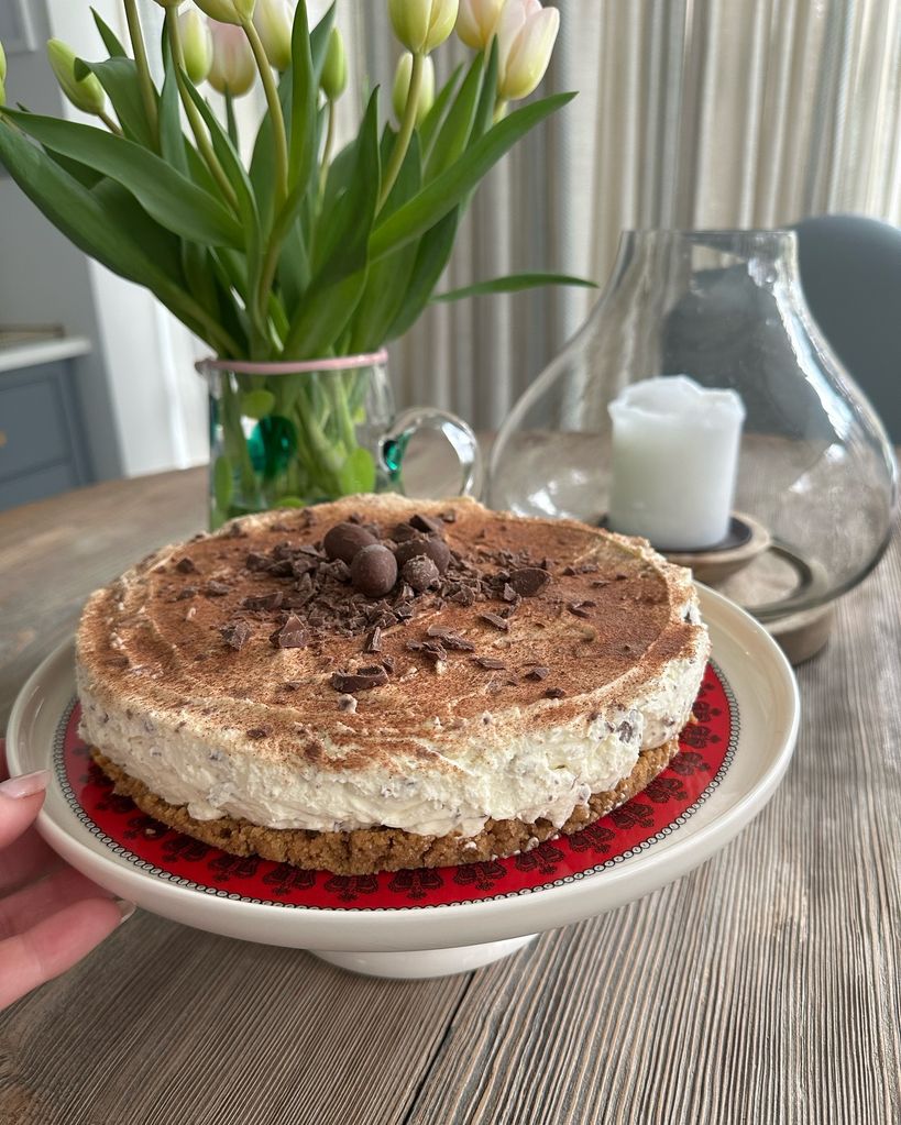 A photo of Holly Willoughby's Easter cheesecake 