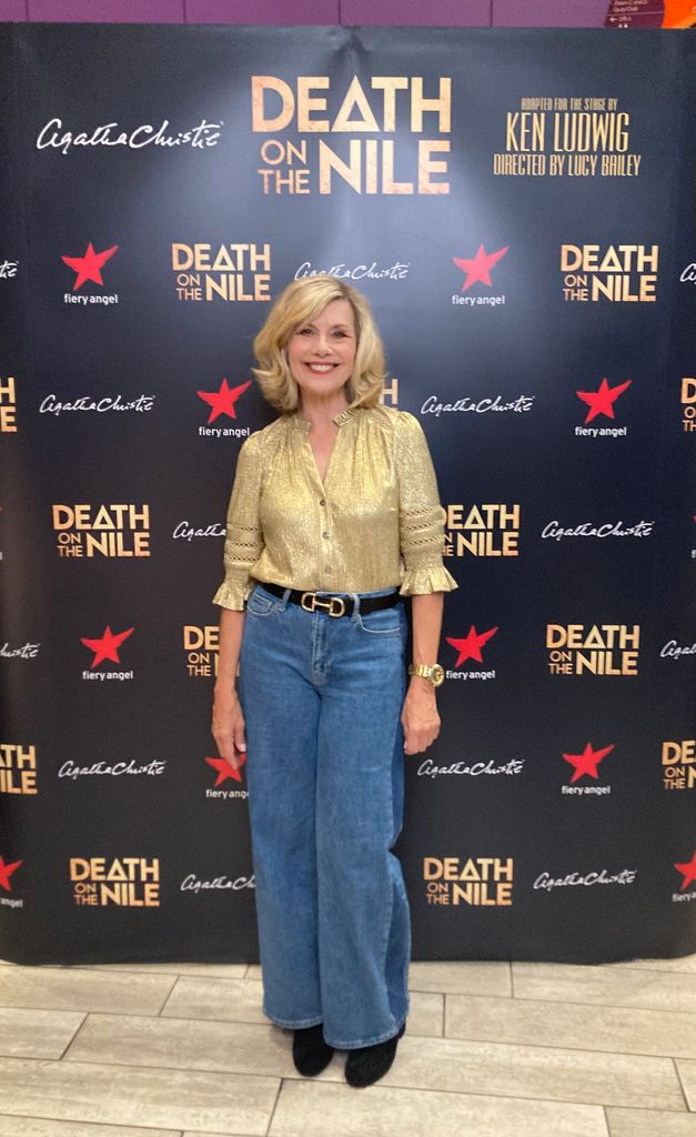 Glynis est ravi de voir le dos d'un jean skinny