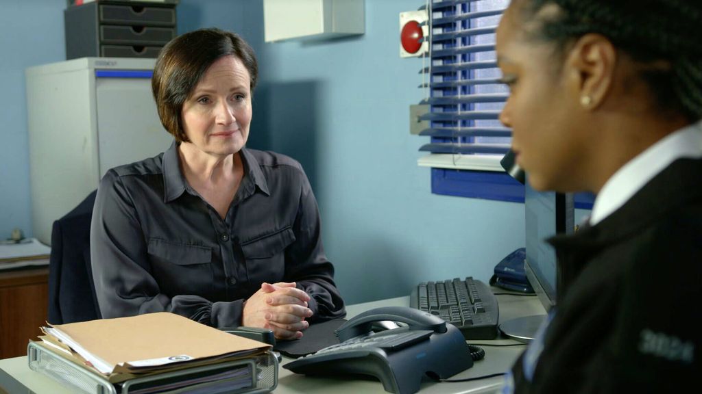 Dido Miles as Emma Reid in Doctors 