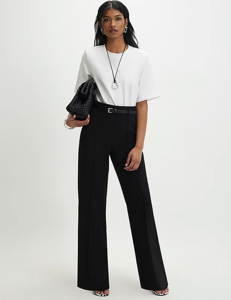 Comment s'habiller comme Victoria Beckham : pantalon élégant noir de River Island