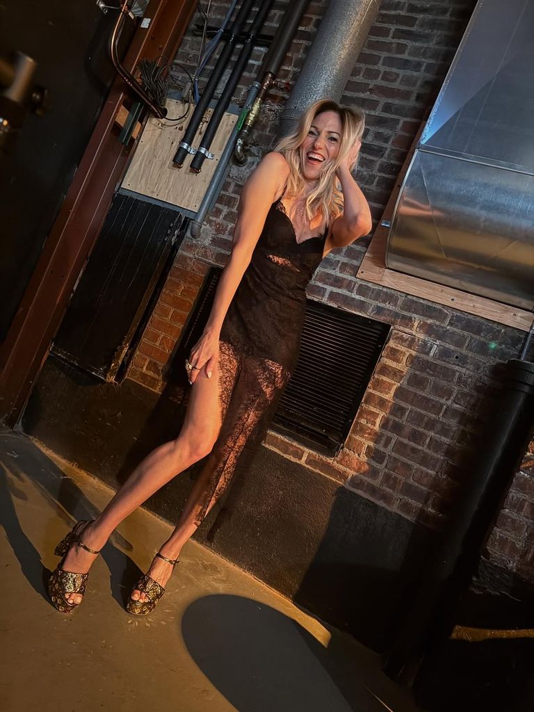 Debbie tiene un extraño sentido del estilo 