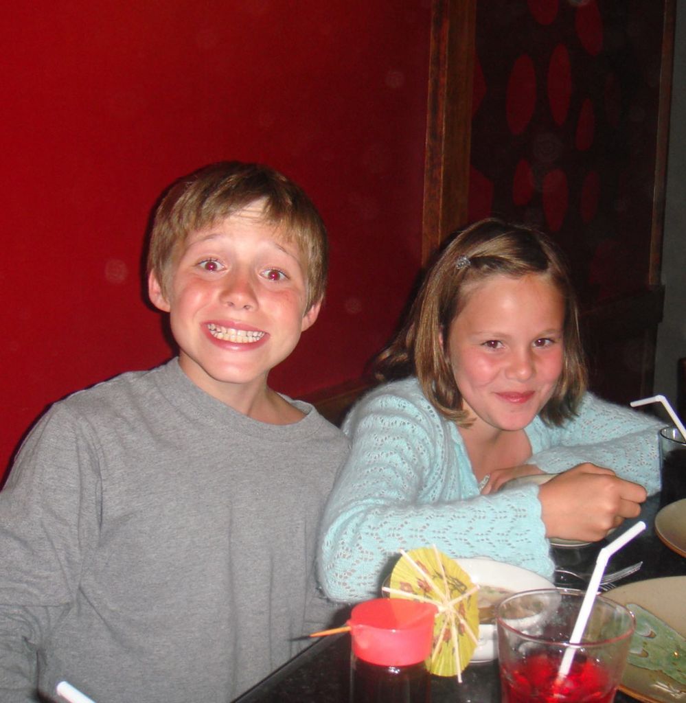 Holly Ramsay and Brooklyn Beckham as children 