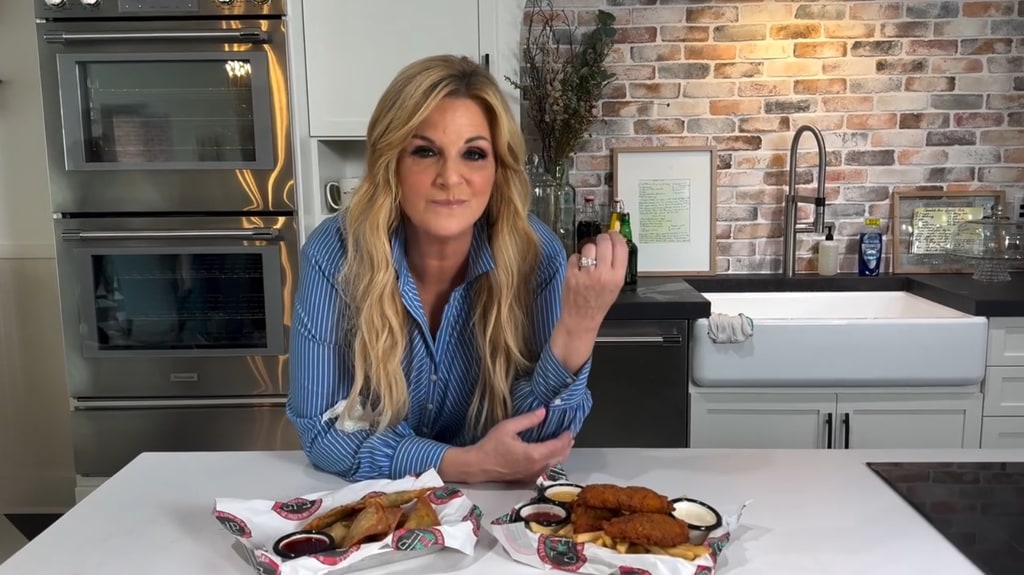 Trisha Yearwood in her kitchen