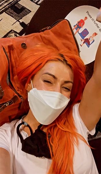 dianne buswell airport overjoyed