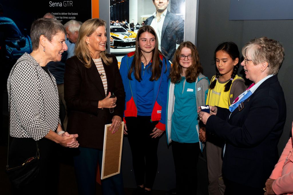 Duchess Sophie with three GirlGuides and Chief Guide Tracy Foster