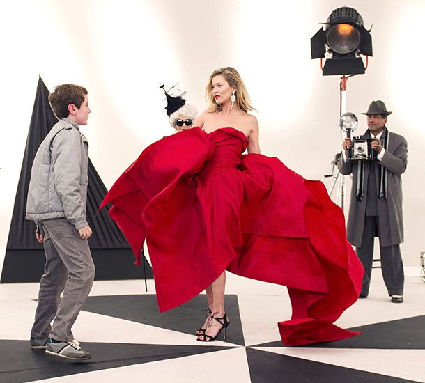 First look at Kate Moss in David Walliams' Christmas drama HELLO!