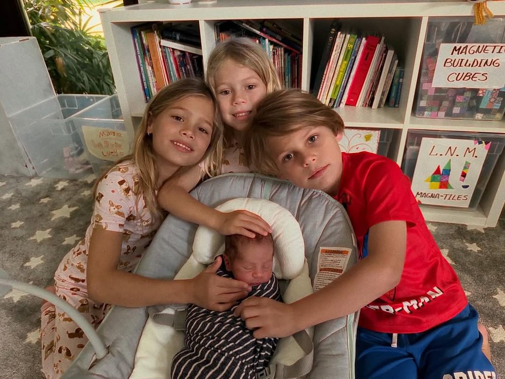 Anna Kournikova and Enrique Iglesias' four children