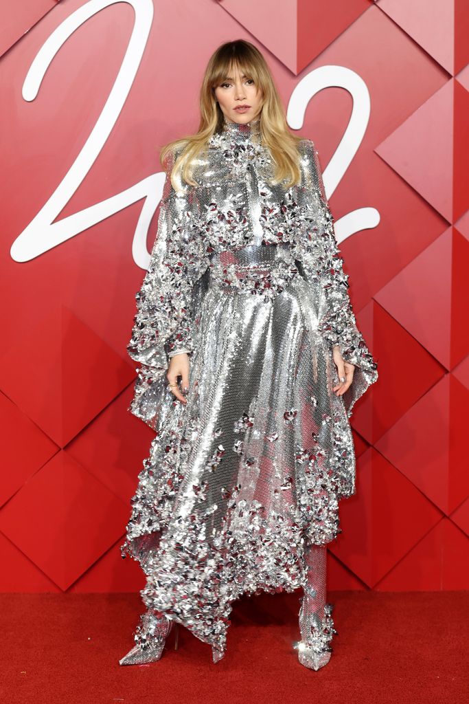 Suki Waterhouse attends The Fashion Awards 2022 at the Royal Albert Hall on December 05, 2022 in London, England. (Photo by Mike Marsland/WireImage)