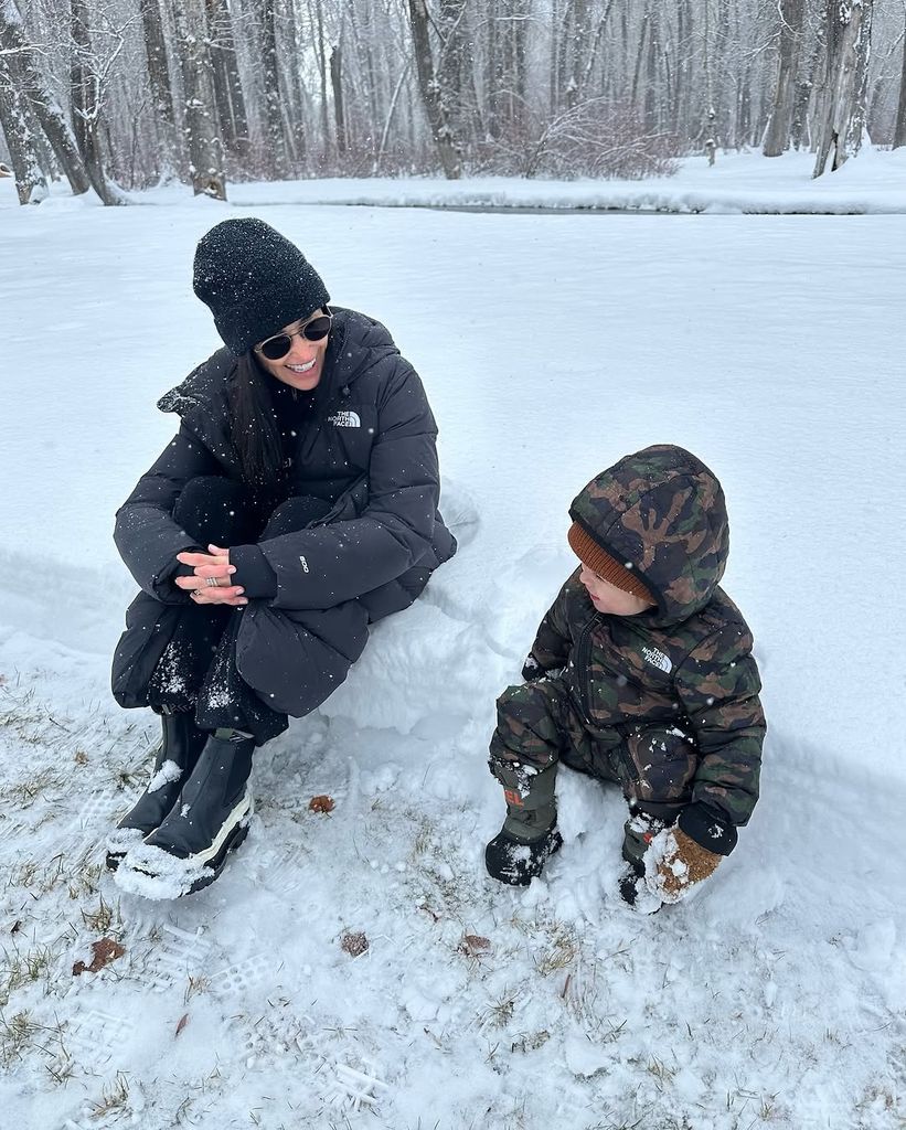 Demi Moore’s adorable snow day with granddaughter Lou will warm your heart