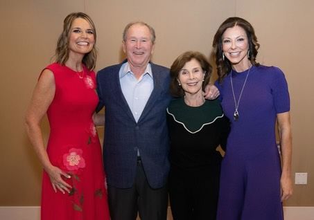 Savannah with the former President and First Lady, and Charlotte Jones of the Dallas Cowboys