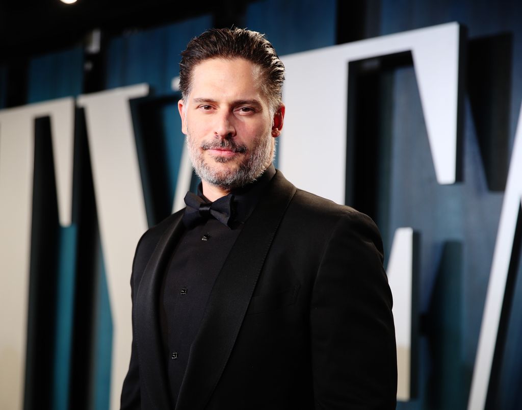 Joe Manganiello comparece à festa do Oscar da Vanity Fair de 2020 em 9 de fevereiro de 2020 em Beverly Hills, Califórnia