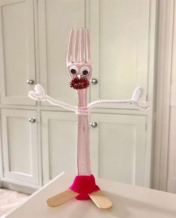 holly willoughby kitchen forky