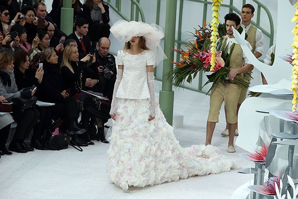 chanel runway 