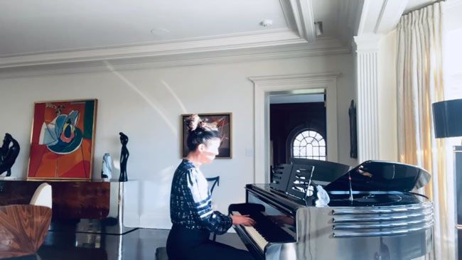 catherine zeta jones piano clip