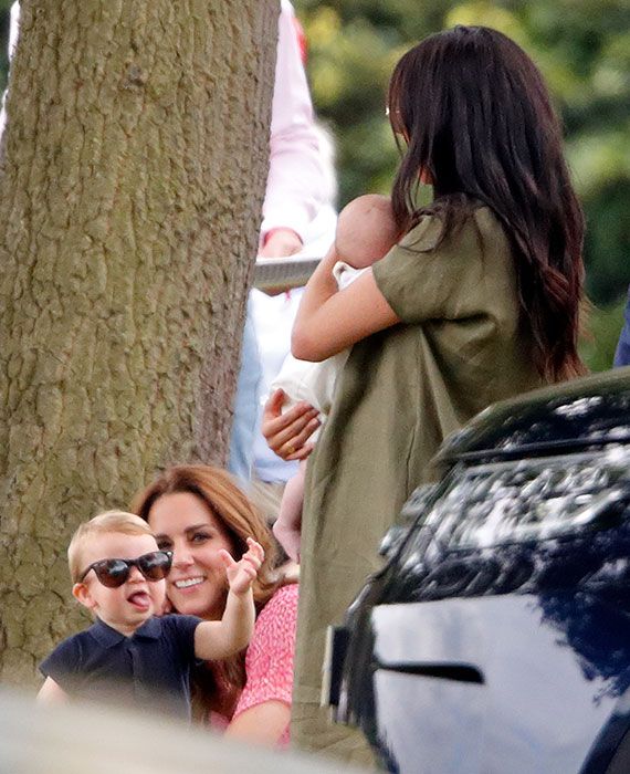 prince louis waving at archie harrison