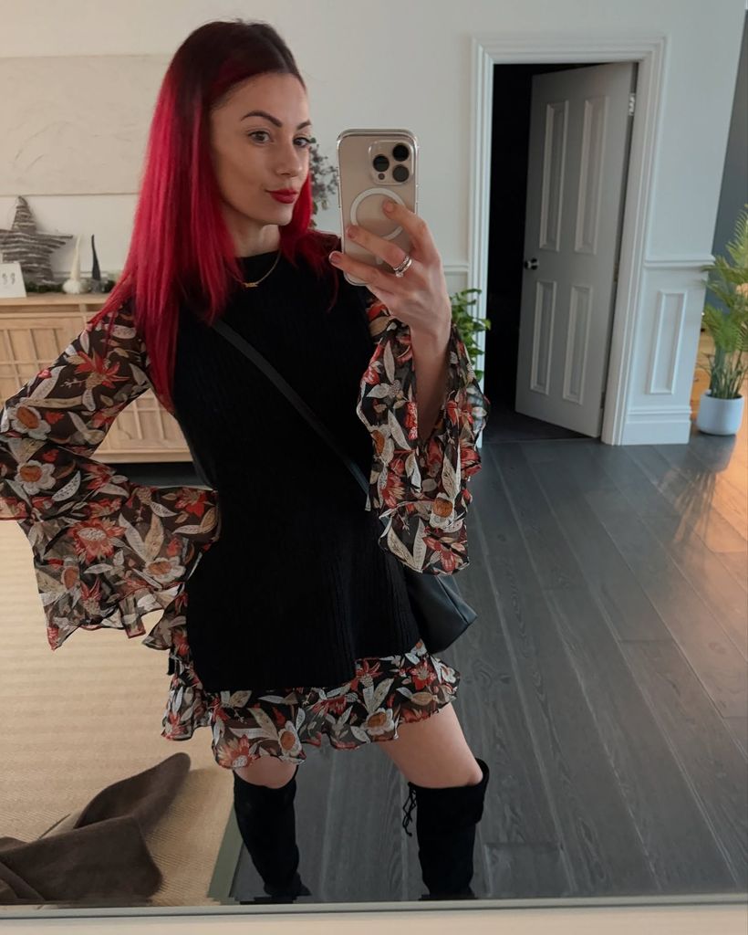 Dianne has been spending the Christmas with Joe Sugg and her family who flew in from Australia to watch the Strictly final