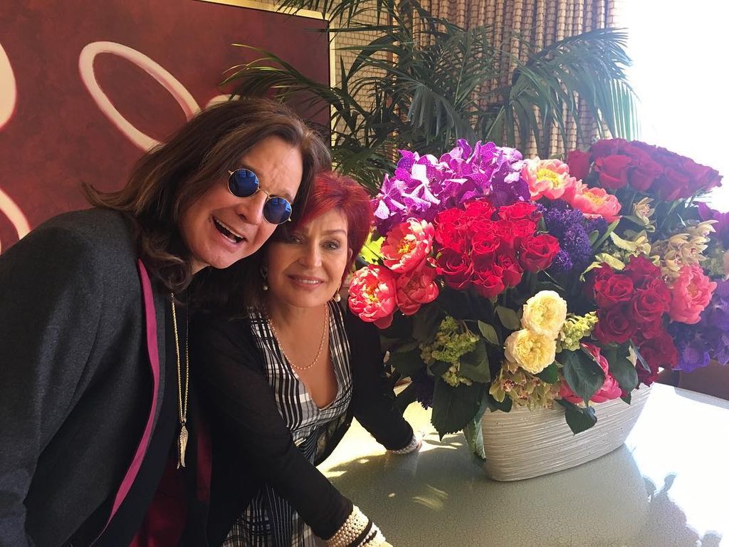Ozzy Osbourne et Sharon Osbourne sur les photos au fil des ans 8 Ozzy Sharon Osbourne renouvelle des vœux de mariage