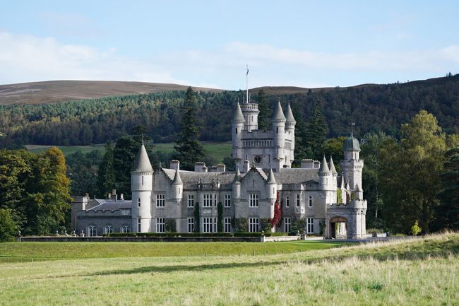 queen balmoral castle