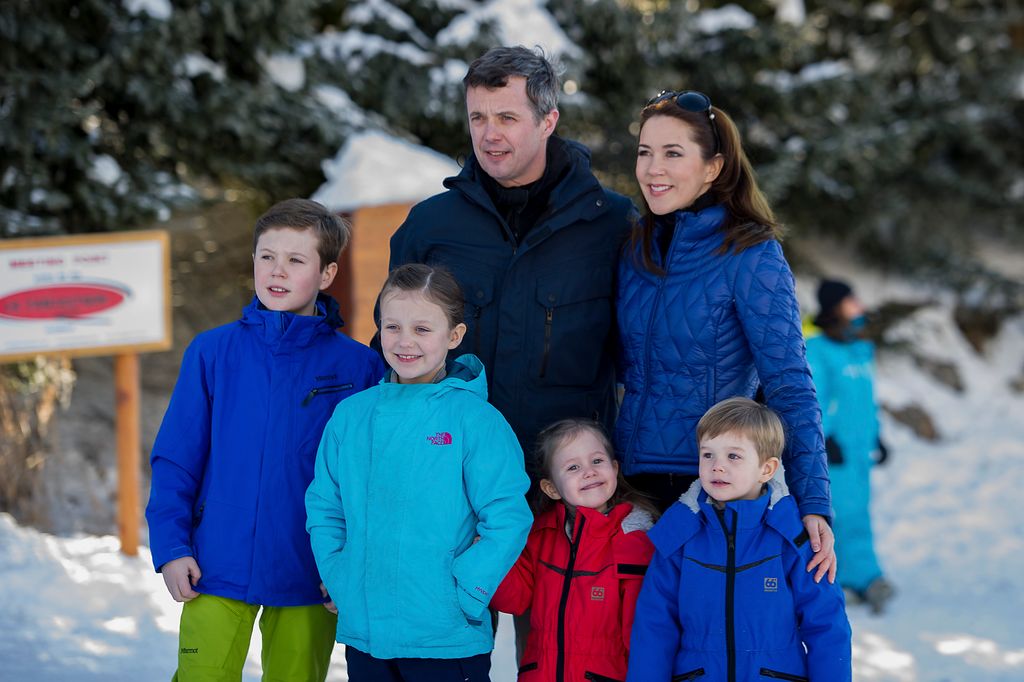 Prince Christian of Denmark, Princess Isabella of Denmark, Crown Prince Frederik of Denmark, Princess Josephine of Denmark, Princess Mary of Denmark and Prince Vincent of Denmark, pose in Verbier, Switzerland