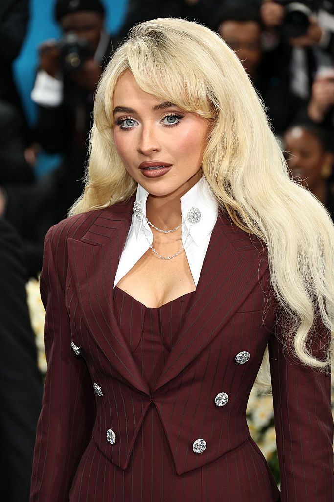 sabrina carpenter met gala 