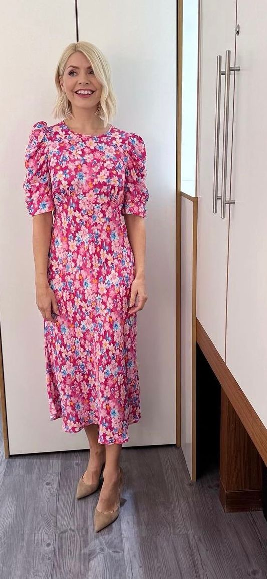 holly willoughby pink floral dress 